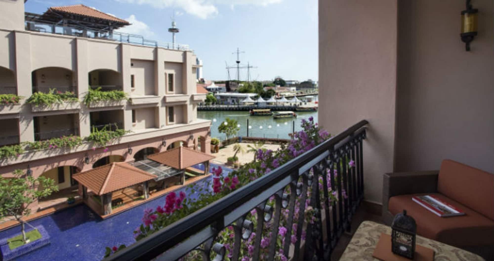 Отель Casa Del Rio Melaka Экстерьер фото